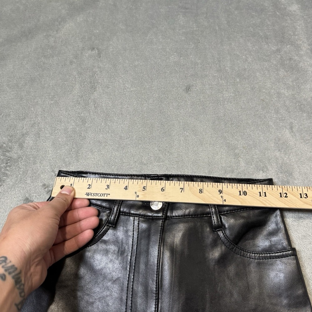 Aritzia Wilfred The Melina Soft Vegan Leather Straight Pant Black Size 23x27 - Picture 8 of 11